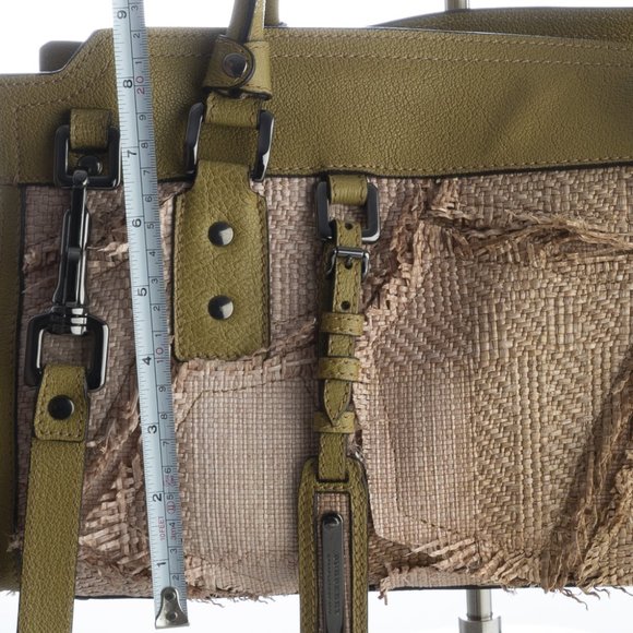 Runway! Burberry Raffia Purse / Bag - Picture 16 of 16